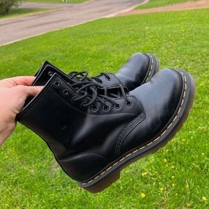 Doc Martens 1460 Women’s Smooth Leather Lace Up Boots.